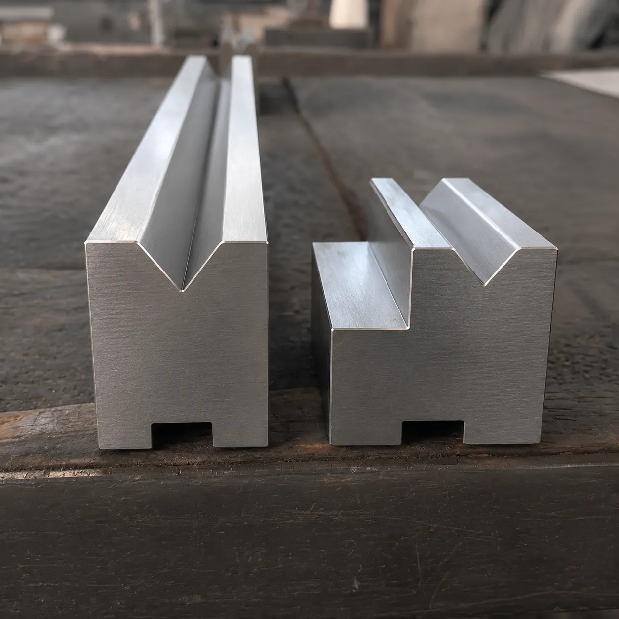 CAMT Standard Press Brake Punches and V Dies for Automotive Fabrication
