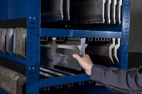 Batch production stability with CAMT press brake tooling